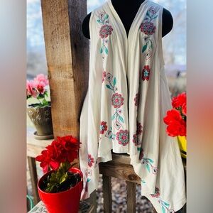Bella Carra Boho Gypsy White Flowy Open Front Embroidered Duster Vest NWT
